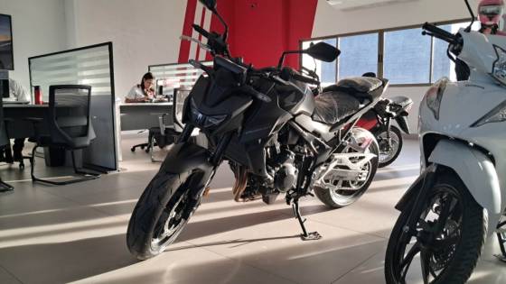 HONDA CB 750 HORNET 